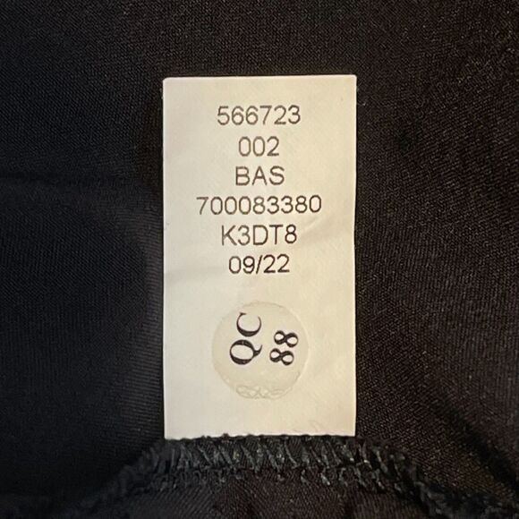 Athleta Run With It 14" Skort Black Size S Small Pockets Skirt Shorts Running - Picture 8 of 8